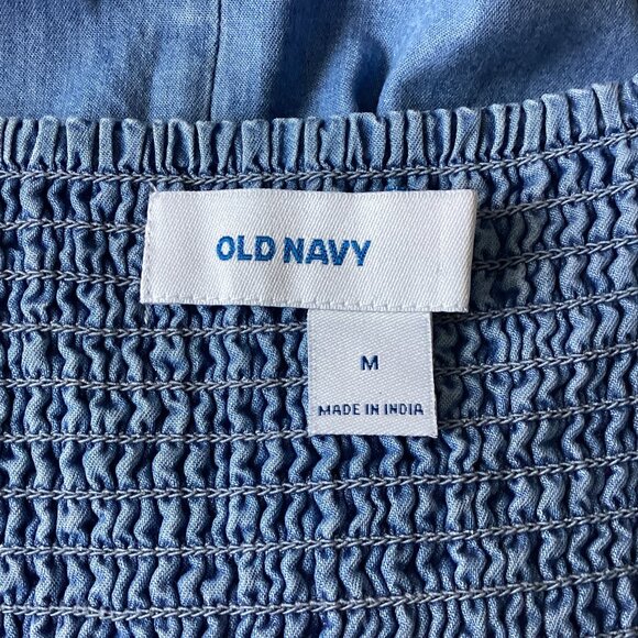 Old Navy Women's Denim Style Dress Size M Adjustable Straps Eyelet Ruffle Hem - Picture 8 of 9